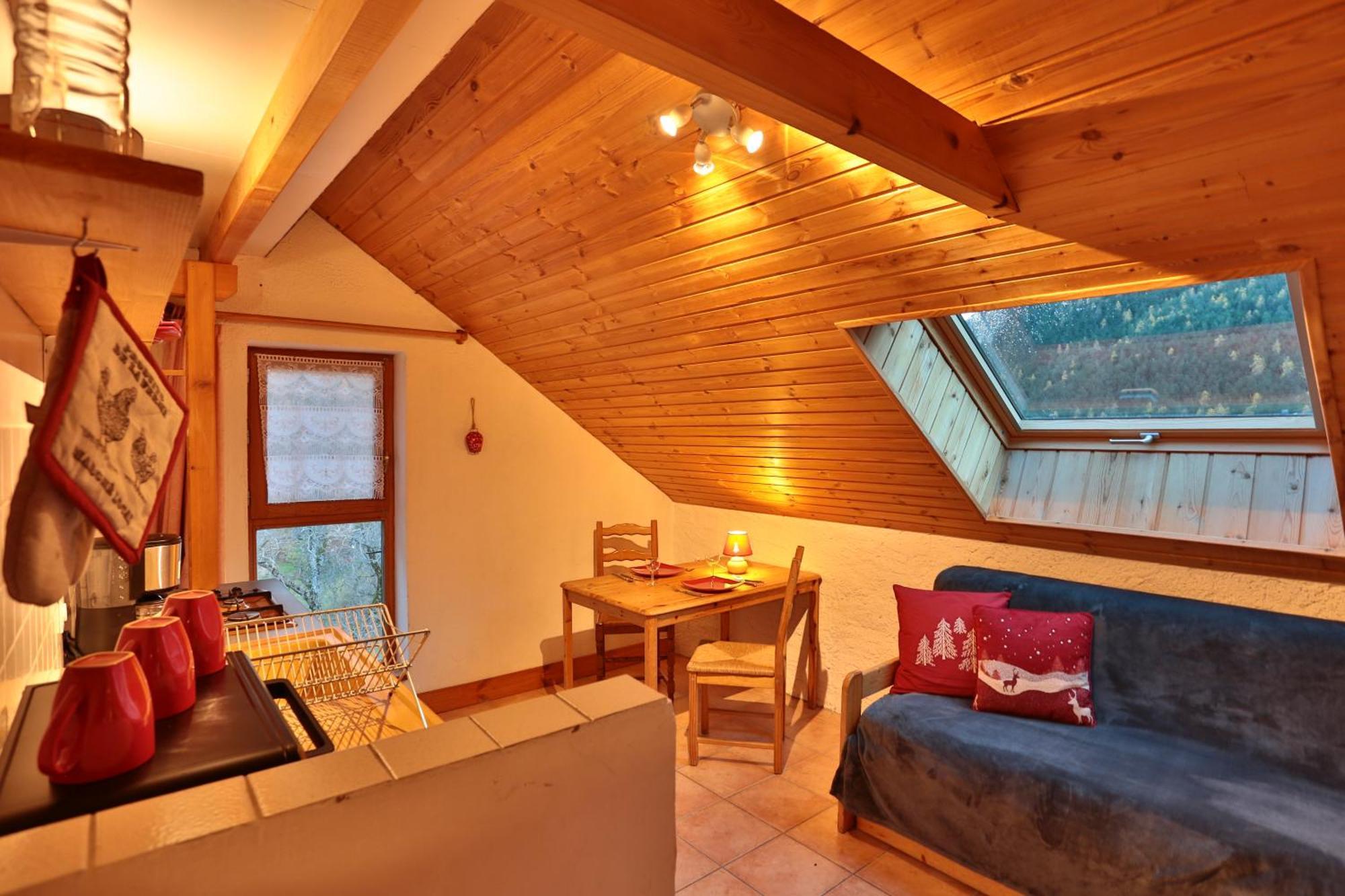 Hotel Restaurant Gites Les 5 Saisons Freissinieres エクステリア 写真