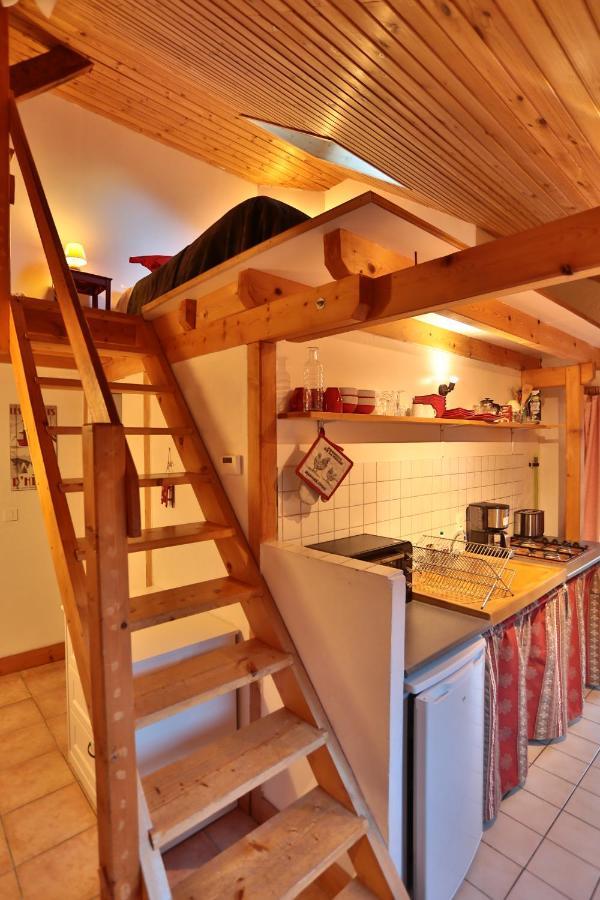 Hotel Restaurant Gites Les 5 Saisons Freissinieres エクステリア 写真