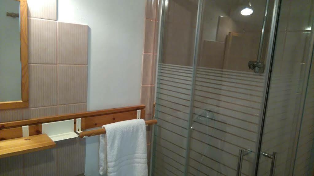 Hotel Restaurant Gites Les 5 Saisons Freissinieres エクステリア 写真